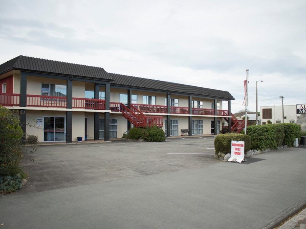 Alpine Motel Oamaru Exterior photo